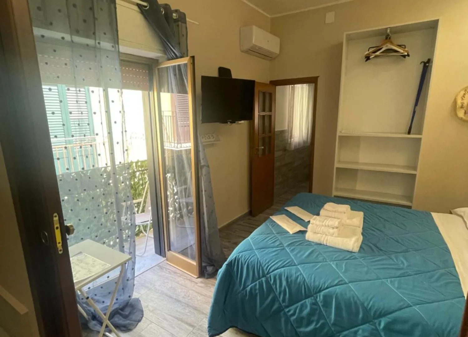 Fronte Mare Arenella Bed and Breakfast Palermo Bed & Breakfast